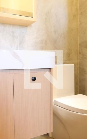 Apartamento à venda com 108m², 4 quartos e 2 vagasQuarto 1 Banheiro
