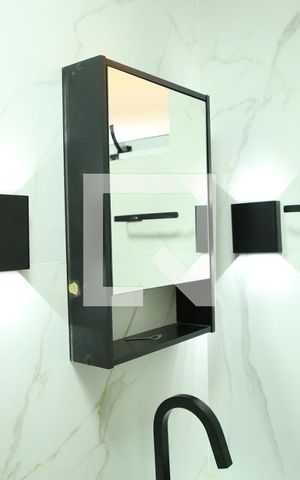 Apartamento à venda com 108m², 4 quartos e 2 vagasBanheiro de Serviço
