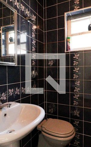 Casa à venda com 215m², 3 quartos e 2 vagasBanheiro do Escritório