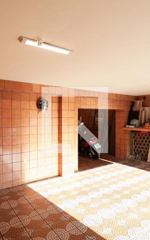 Casa à venda com 215m², 3 quartos e 2 vagasGaragem