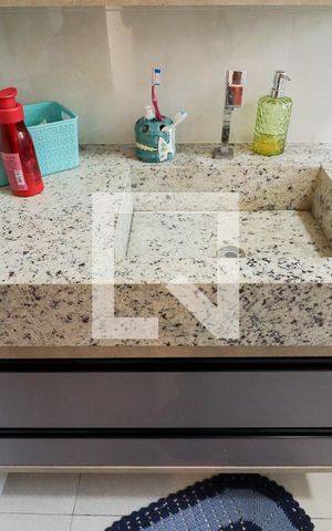 Casa à venda com 215m², 3 quartos e 2 vagasBanheiro Social