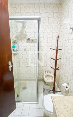 Casa à venda com 174m², 4 quartos e 2 vagas Casa à venda com 174m², 4 quartos e 2 vagasBanheiro da Suíte