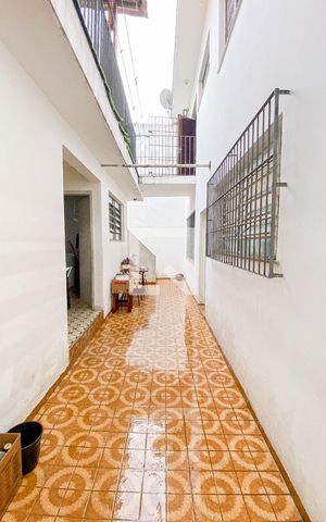 Casa à venda com 174m², 4 quartos e 2 vagas Casa à venda com 174m², 4 quartos e 2 vagasQuintal