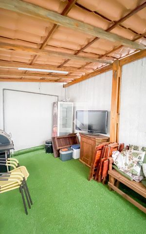 Casa à venda com 174m², 4 quartos e 2 vagas Casa à venda com 174m², 4 quartos e 2 vagasVaranda Quarto 1