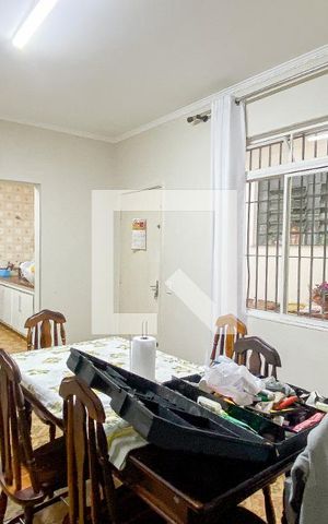 Casa à venda com 174m², 4 quartos e 2 vagas Casa à venda com 174m², 4 quartos e 2 vagasCozinha