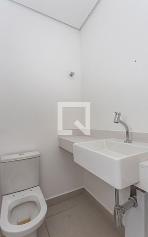Apartamento à venda com 324m², 3 quartos e 3 vagas Apartamento à venda com 324m², 3 quartos e 3 vagasLavabo