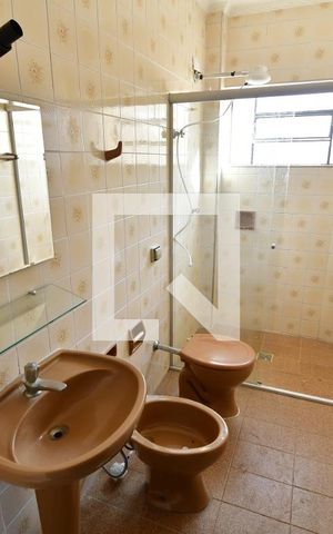 Casa para alugar com 90m², 3 quartos e 1 vagaBanheiro suíte