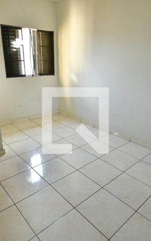 Casa para alugar com 90m², 3 quartos e 1 vagaQuarto 1