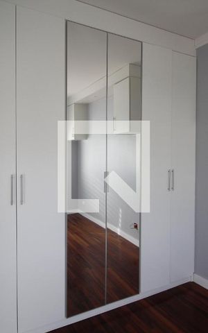 Casa à venda com 348m², 4 quartos e 2 vagasSuite