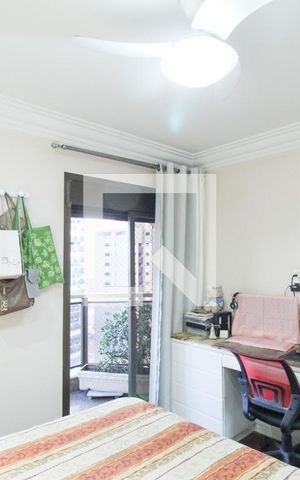 Apartamento à venda com 151m², 3 quartos e 2 vagas Apartamento à venda com 151m², 3 quartos e 2 vagasQuarto