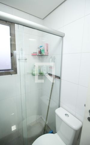 Apartamento à venda com 151m², 3 quartos e 2 vagas Apartamento à venda com 151m², 3 quartos e 2 vagasBanheiro de Serviço
