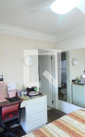 Apartamento à venda com 151m², 3 quartos e 2 vagasQuarto