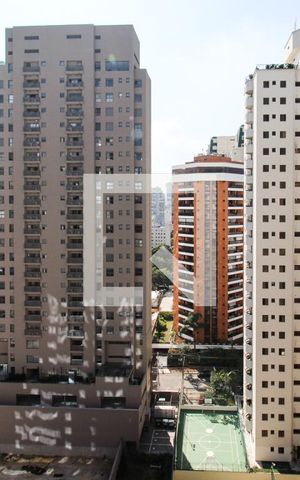Apartamento à venda com 40m², 1 quarto e 1 vaga Apartamento à venda com 40m², 1 quarto e 1 vagaVista