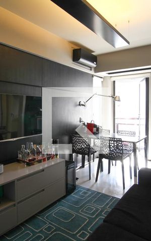 Apartamento à venda com 40m², 1 quarto e 1 vaga Apartamento à venda com 40m², 1 quarto e 1 vagaSala Escreva qual o cômodo