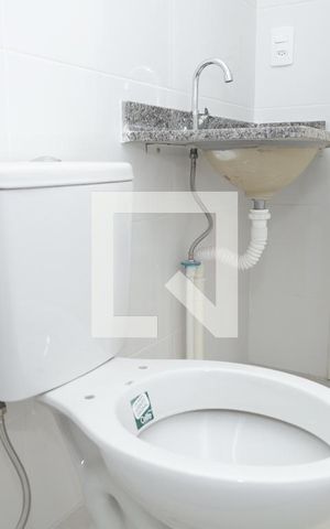 Apartamento à venda com 35m², 2 quartos e sem vagaBanheiro