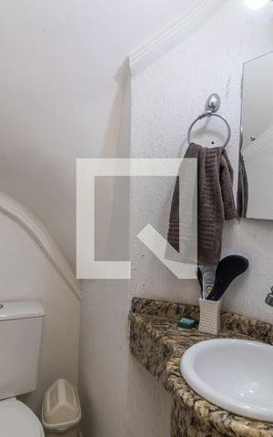 Casa à venda com 128m², 3 quartos e 1 vaga Casa à venda com 128m², 3 quartos e 1 vagaLavabo