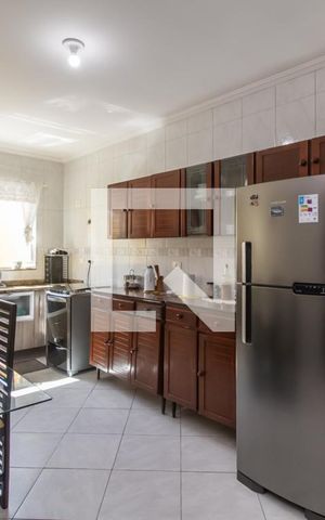 Casa à venda com 128m², 3 quartos e 1 vaga Casa à venda com 128m², 3 quartos e 1 vagaCozinha