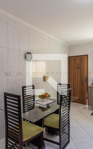 Casa à venda com 128m², 3 quartos e 1 vaga Casa à venda com 128m², 3 quartos e 1 vagaCozinha