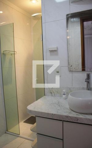Apartamento à venda com 110m², 2 quartos e 2 vagasBanheiro da Suíte