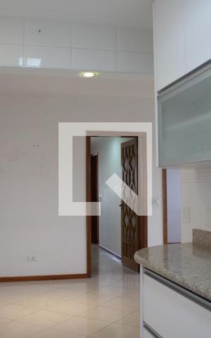 Apartamento à venda com 110m², 2 quartos e 2 vagasCozinha