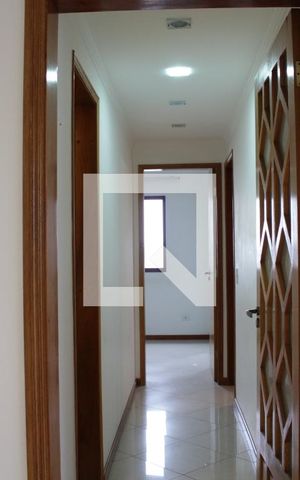 Apartamento à venda com 110m², 2 quartos e 2 vagasCorredor