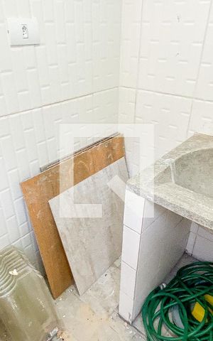 Casa à venda com 400m², 3 quartos e 3 vagas Casa à venda com 400m², 3 quartos e 3 vagasQuintal - Area de Serviço
