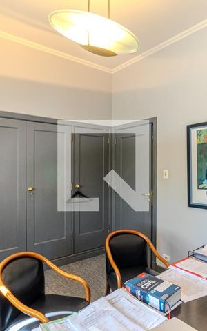 Casa à venda com 400m², 7 quartos e 3 vagasQuarto 4