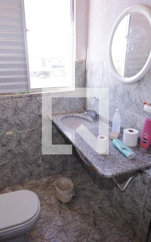 Casa de condomínio à venda com 1000m², 4 quartos e 5 vagasBanheiro social 
