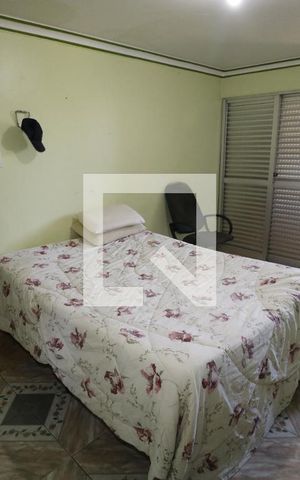 Casa de condomínio à venda com 1000m², 4 quartos e 5 vagasQuarto 3