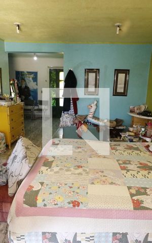 Casa de condomínio à venda com 1000m², 4 quartos e 5 vagasQuarto 1