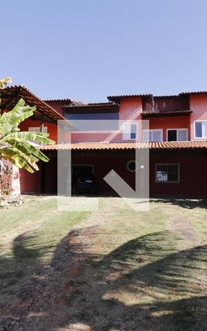 Casa de condomínio à venda com 1000m², 4 quartos e 5 vagasFachada
