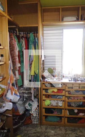 Casa de condomínio à venda com 1000m², 4 quartos e 5 vagasQuarto 1