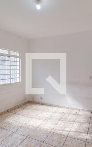 Casa à venda com 130m², 3 quartos e 2 vagasSala