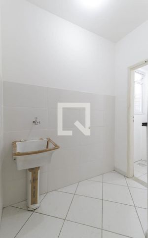 Apartamento para alugar com 40m², 1 quarto e 1 vaga Apartamento para alugar com 40m², 1 quarto e 1 vagaÁrea de Serviço
