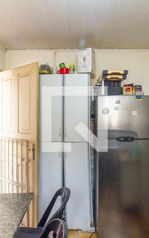 Casa à venda com 150m², 2 quartos e sem vaga Casa à venda com 150m², 2 quartos e sem vagaCozinha