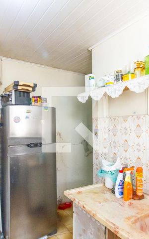 Casa à venda com 150m², 2 quartos e sem vaga Casa à venda com 150m², 2 quartos e sem vagaCozinha