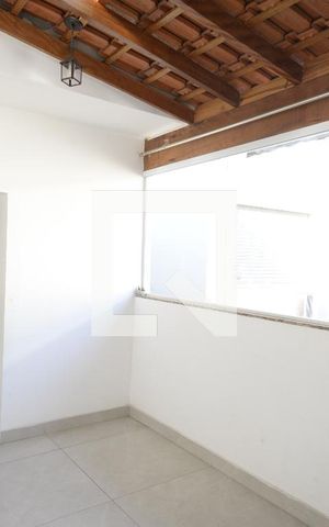 Casa à venda com 302m², 4 quartos e 3 vagasCorredor