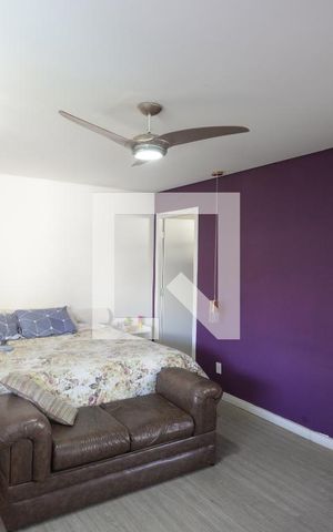 Casa à venda com 302m², 4 quartos e 3 vagasSuíte 1