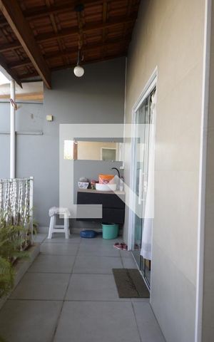 Casa à venda com 302m², 4 quartos e 3 vagasVaranda