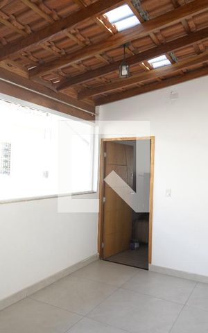 Casa à venda com 302m², 4 quartos e 3 vagasCorredor