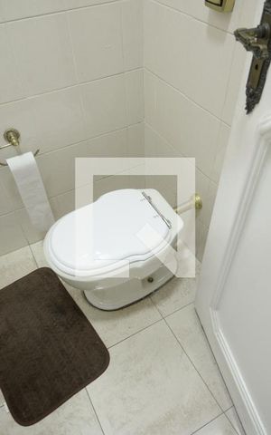 Casa à venda com 302m², 4 quartos e 3 vagasLavabo