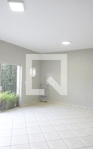 Casa à venda com 302m², 4 quartos e 3 vagasSalão