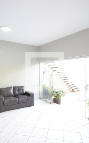 Casa à venda com 302m², 4 quartos e 3 vagasSalão