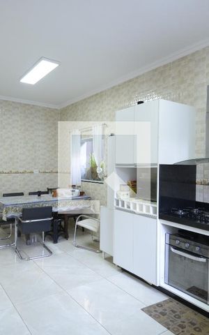 Casa à venda com 302m², 4 quartos e 3 vagasCozinha