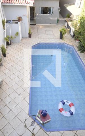 Casa à venda com 302m², 4 quartos e 3 vagasQuintal