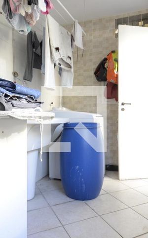 Casa à venda com 302m², 4 quartos e 3 vagasÁrea de Serviço
