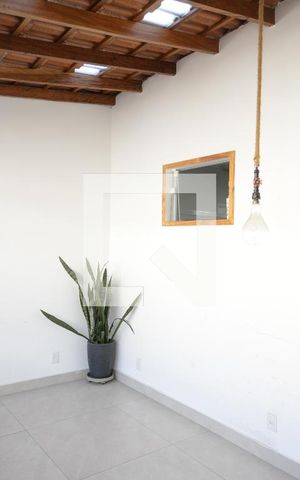 Casa à venda com 302m², 4 quartos e 3 vagasCorredor