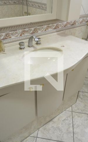 Casa à venda com 302m², 4 quartos e 3 vagasBanheiro