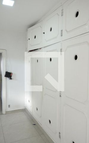 Casa à venda com 302m², 4 quartos e 3 vagasCorredor