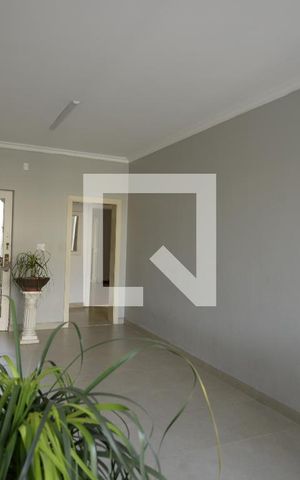 Casa à venda com 302m², 4 quartos e 3 vagasEntrada